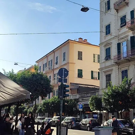 Апартаменти Mirdita - *