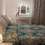 Mirdita - Apartment La Spezia