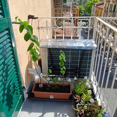 Mirdita - Apartment La Spezia