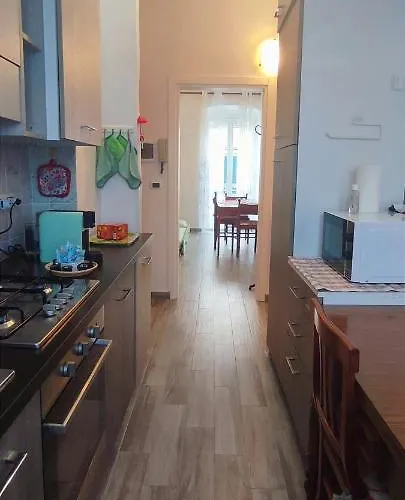 Mirdita - Apartment La Spezia